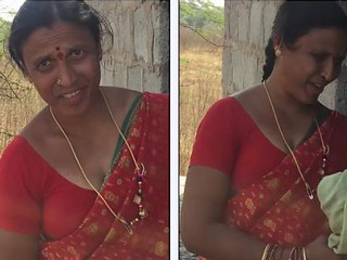 Desi aunty caught while trying to have sex