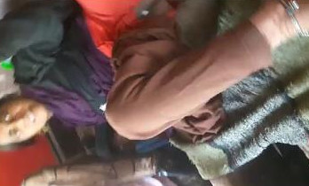 Milf Take Lift in Truck For Public Chudai..Desi Randi Gets Fucking in Running Truck..