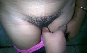 Quick fuck at bathroom