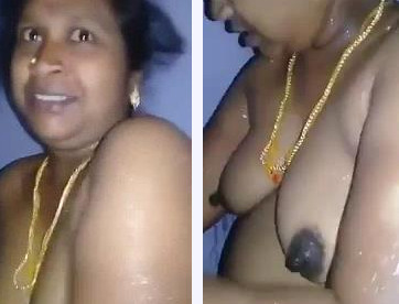 desi aunty hot bath