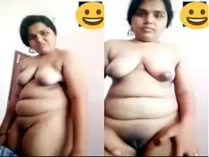 Today Exclusive-Desi Girl Showing her Nude Body On Video Call