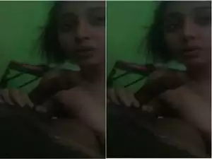 Today Exclusive-Cute Look Desi Girl Blowjob