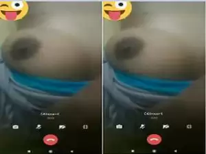 Today Exclusive-Desi Tamil Girl Showing Her Boobs On Video Call