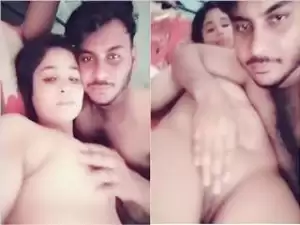 Today Exclusive- Cute Desi Girl Boob sucking By Lover