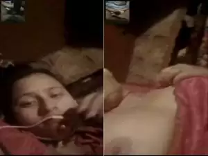 Today Exclusive- Horny Desi Bhabhi Showing Her Boobs and Pussy On Video Call