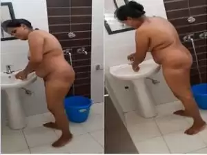 Today Exclusive-Desi Shy Bhabhi Nude Video Capture By Hubby part 1
