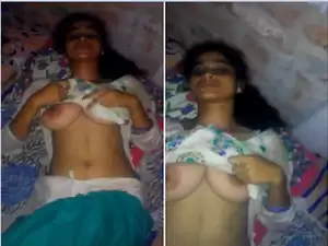 Exclusive- Cute Indian Girl Boob pressing By lover
