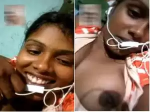 Today Exclusive- Sexy Lankan Girl Nude body and Video call Part 4