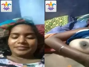 Today Exclusive-Desi Girl Showing Her Boobs on video call Part 2