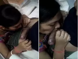 Exclusive- Sexy Indian Bhabhi Sucking Deaver Dick While Hubby Not In Home