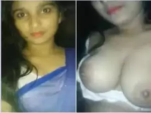 Today Exclusive-Cute Girl  Play With Her Boobs