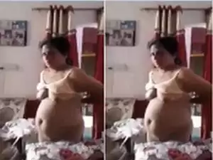 Today Exclusive-Bhabhi Strip her Cloths and Fucked By Hubby
