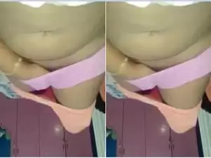 Today Exclusive- Horny Desi Bhabhi Running Her Pussy