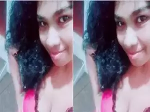 Today Exclusive- Cute Tamil Girl Showing Boobs and Pussy