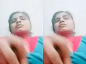 Today Exclusive- Horny Mallu Girl masturbating with Banana