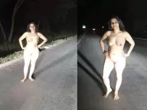 Today Exclusive- Desi Couple Fucking In HighWay