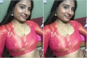 Today Exclusive-Cute Nepali Girl Showing Her Boobs On Video Call