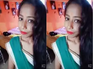 Today Exclusive- Desi girl Showing her Boobs On Video Call Part 2