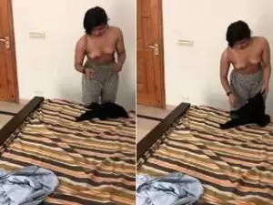 Today Exclusive-Sexy paki Wife Wearing Cloths After Fuck