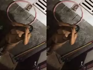 Today Exclusive- Sexy Lankan Wife Bathing Capture By Hidden Cam