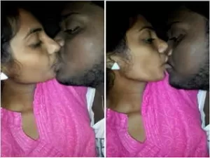 Exclusive- Indian Lover Kissing and Gf Gives NYc Blowjob