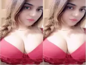 Today Exclusive- Horny Paki Girl Record Her Nude Selfie Part 1