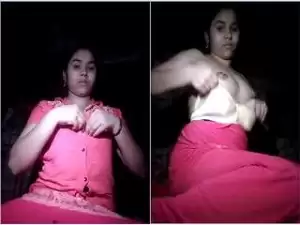 Today Exclusive- Super Hot Look Desi Girl Showing Her Big Boobs