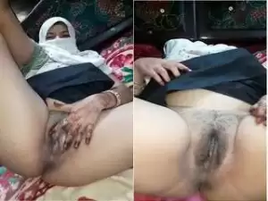 Today Exclusive- Horny Bhabhi Showing Her Ass and pussy Part 2