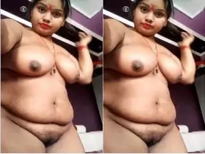 Today Exclusive- Bhabhi Record Her Nude Selfie