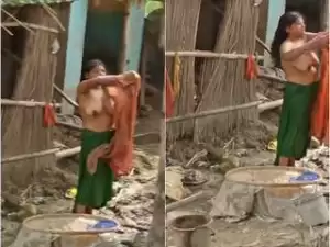 Today Exclusive- Village Bhabhi Outdoor Bathing