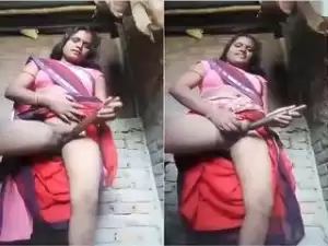 Today Exclusive- Horny Desi Village Bhabhi Masturbating