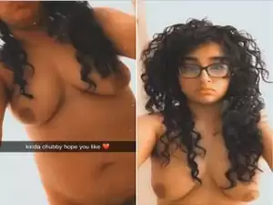 Today Exclusive- Sexy NRI Girl Record Nude Selfie
