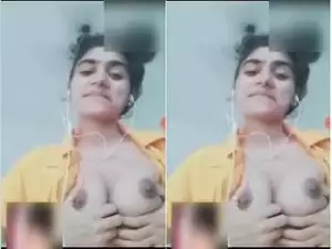 Today Exclusive- Cute Desi Girl Showing her Boobs and Pussy Part 4