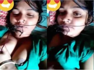 Today Exclusive- Boudi Shows Boobs on Video Call