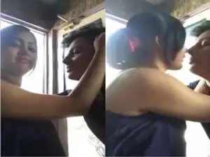 Today Exclusive-Desi Lover Kissing