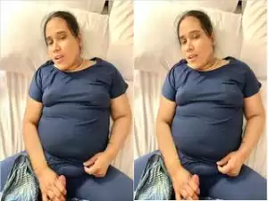 Today Exclusive-Desi Bhabhi Handjob
