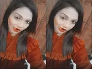 Today Exclusive- Sexy Desi Girl Showing Her Boobs and Pussy