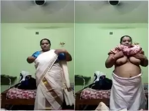 Today Exclusive- Desi Mallu Aunty Record her Cloths Changing Video For Hubby