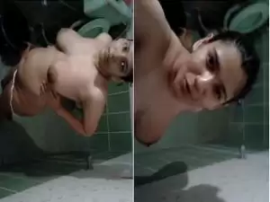 Exclusive- Sexy Desi Girl Showing Her Big Ass and Boobs