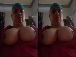 Today Exclusive- Horny Bhabhi Record her Nude Selfie Part 1