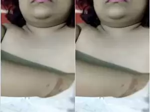 Today Exclusive- Horny Desi Girl Showing her Boobs and Fingerring Part 2