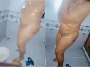 Today Exclusive- Bahbhi Bathing