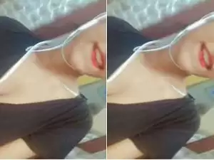 Today Exclusive- Cute Desi Girl Showing Her Boobs and Fingerring Part 1