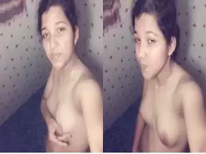 Today Exclusive- Cute Desi Girl Record Nude Selfie