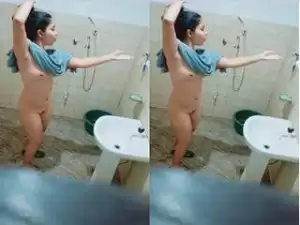 Today Exclusive- Sexy Lankan Girl After Bathing Video Record By Hidden Cam