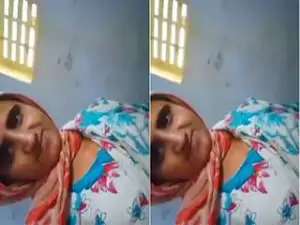 Today Exclusive- Horny Bhabhi Showing Her Pussy and Fucked By Lover Part 1