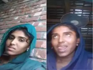 Today Exclusive- Cute Village Girl Showing Her Boobs