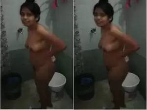 Today Exclusive- Desi Gf Bathing Record By Lover