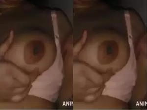 Today Exclusive- Desi cpl Romance and Wife Showing Boobs part 2