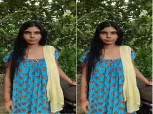Today Exclusive- Desi Bhabhi Bathing Part 1